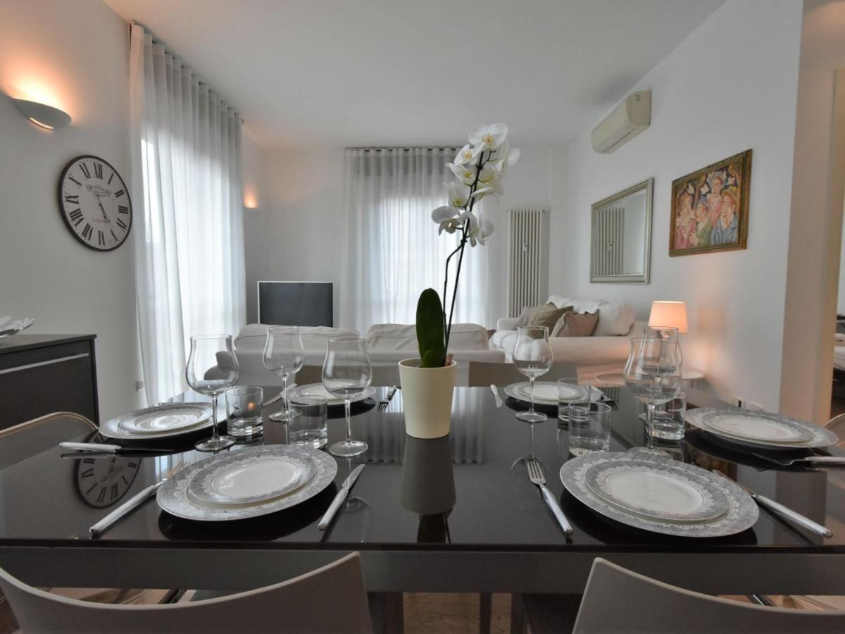 Apartment Corso Genova Apartment By Interhome Milano Dış mekan fotoğraf
