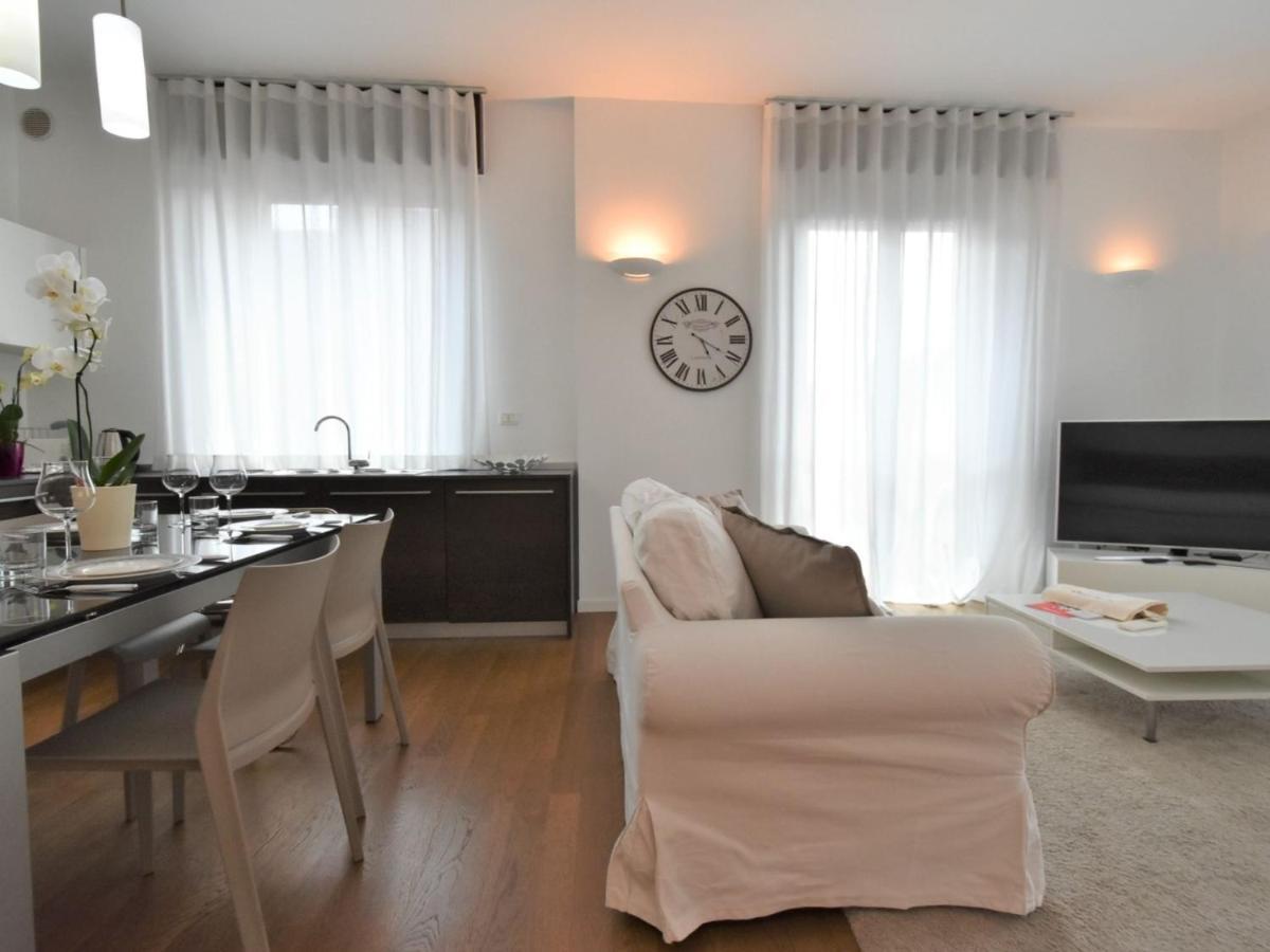 Apartment Corso Genova Apartment By Interhome Milano Dış mekan fotoğraf